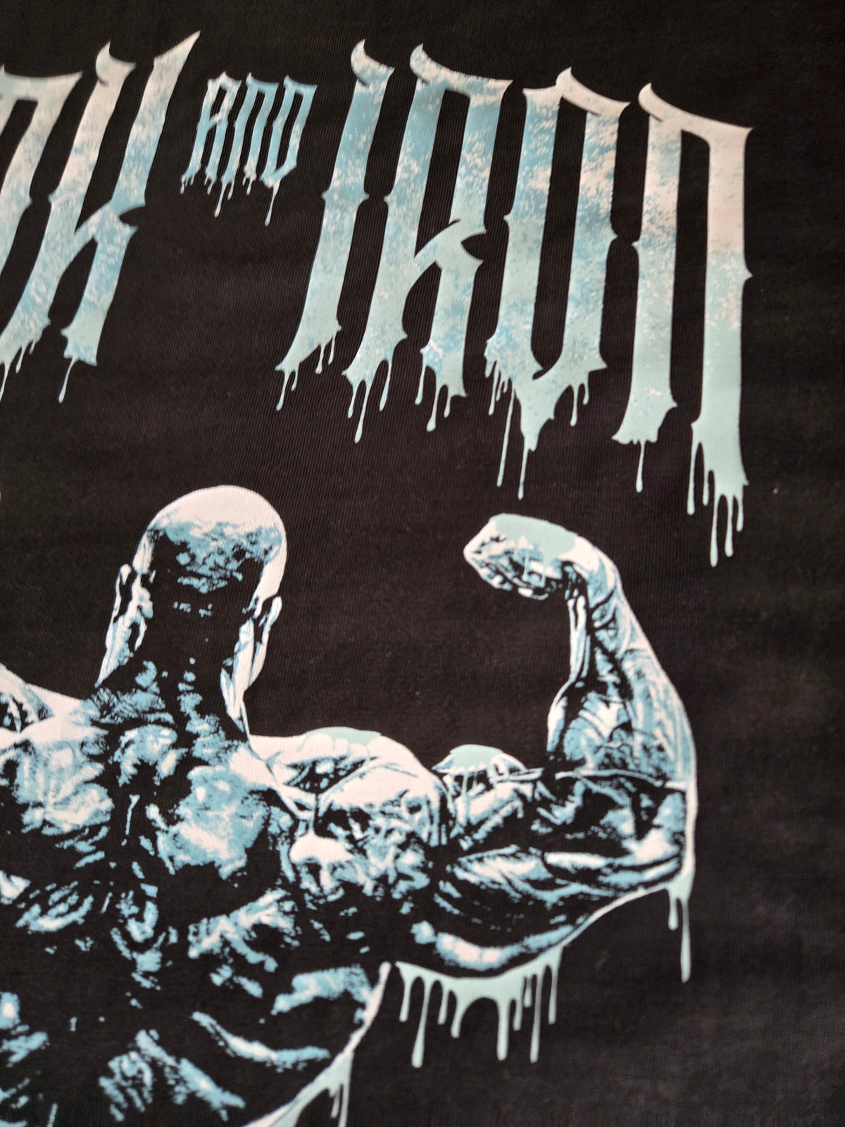 ICE BLUE | RELENTLESS OVERSIZE BLACK T-SHIRT