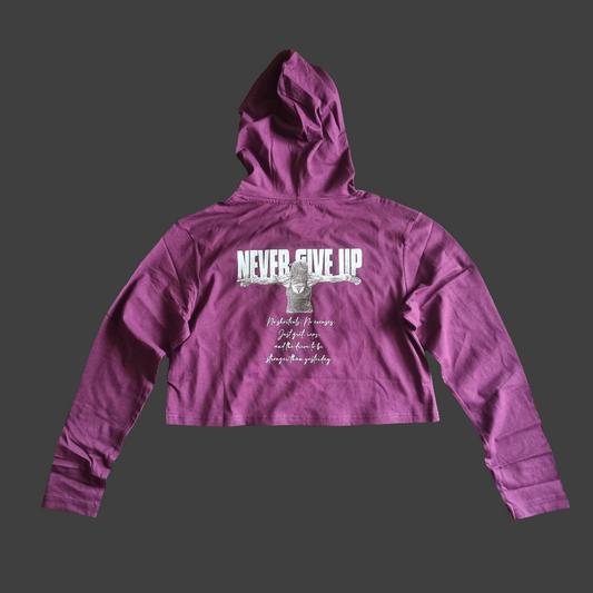 SOPRO CROP HOODIE MULBERRY Never Give Up
