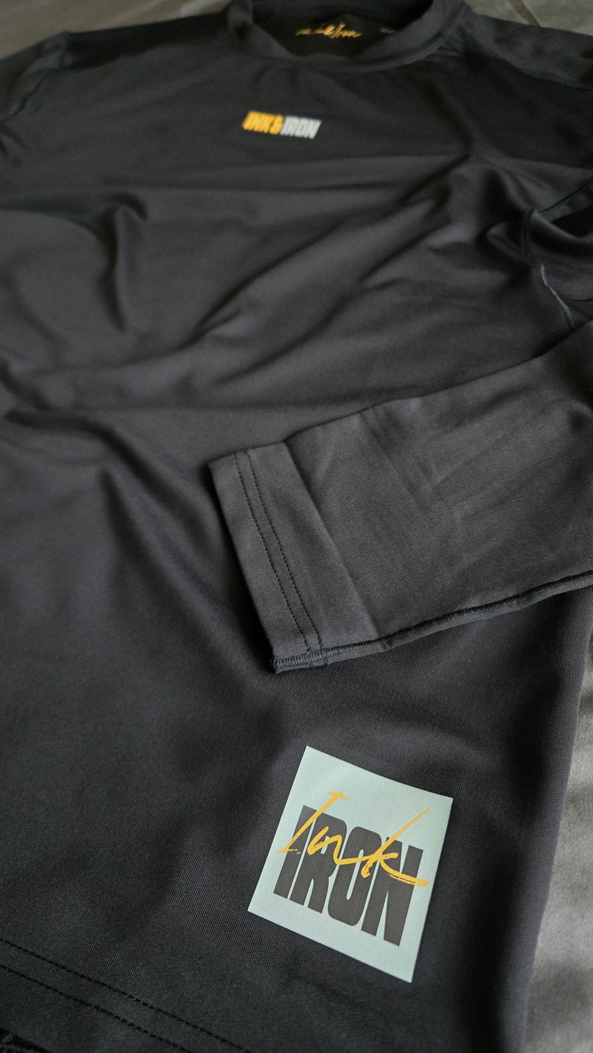 IRONSKIN Performance tee