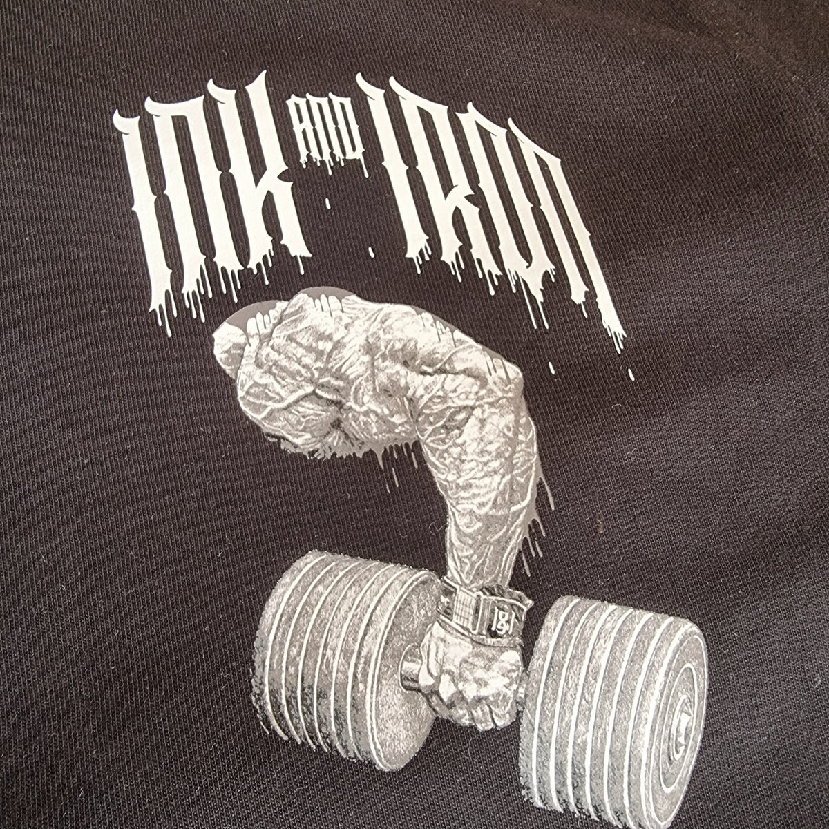 INK & IRON WHITE RELENTLESS OVERSIZE BLACK T-SHIRT