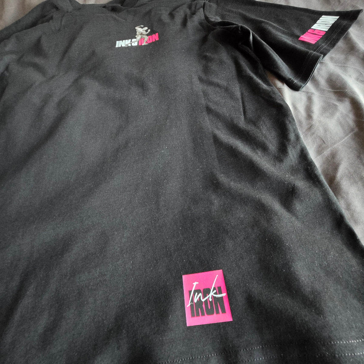 ELECTRIC PINK INK - TITAN TEE